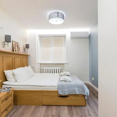 Apartment Kvartiras *